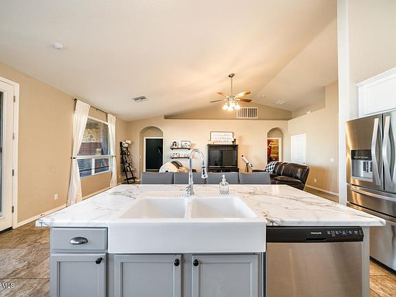 5th image of 3556 E Magnus Dr
