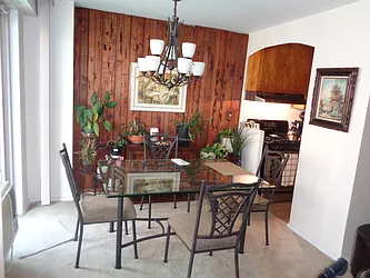 Sold by Thomas Lipovetsky, LREB