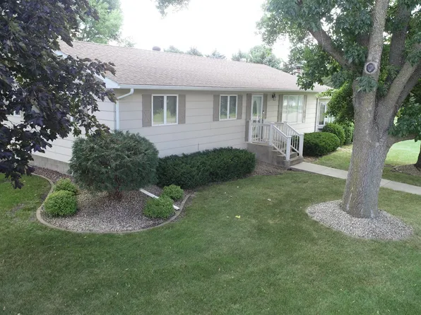 1111 1st St SE, Elbow Lake, MN 56531