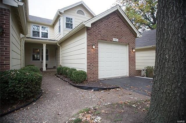 1st image of 11911 Autumn Trace Ct
