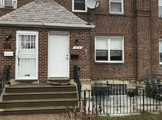 1229 Fanshawe St, Philadelphia, PA 19111