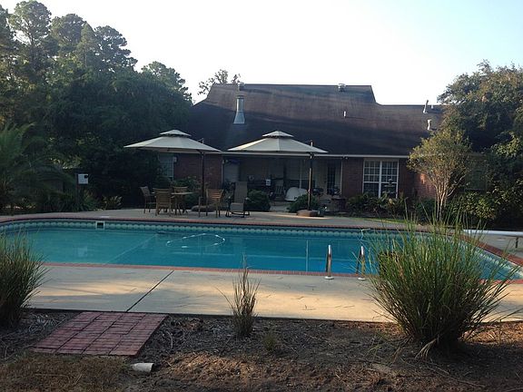 2nd image of 417 E Lafayette Dr
