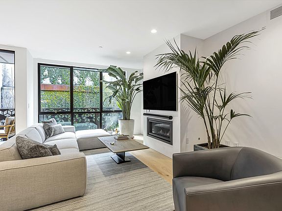 3rd image of 540 De Haro St #301
