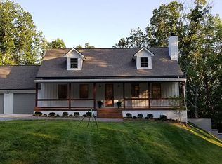 8322 Lakeland Dr, Lenoir City, TN 37772