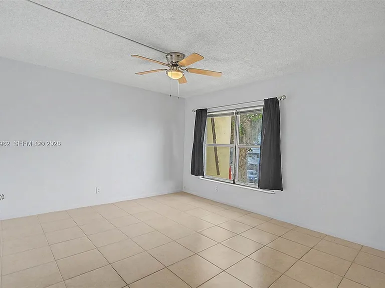 3764 SW 60th Ter #15 — Photo 8