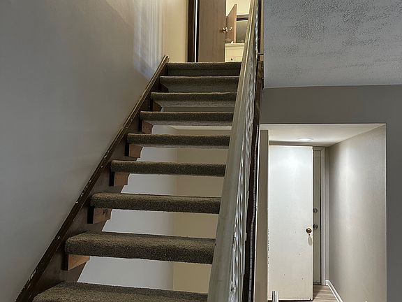 4th image of 2178 N Oakbrook Cir