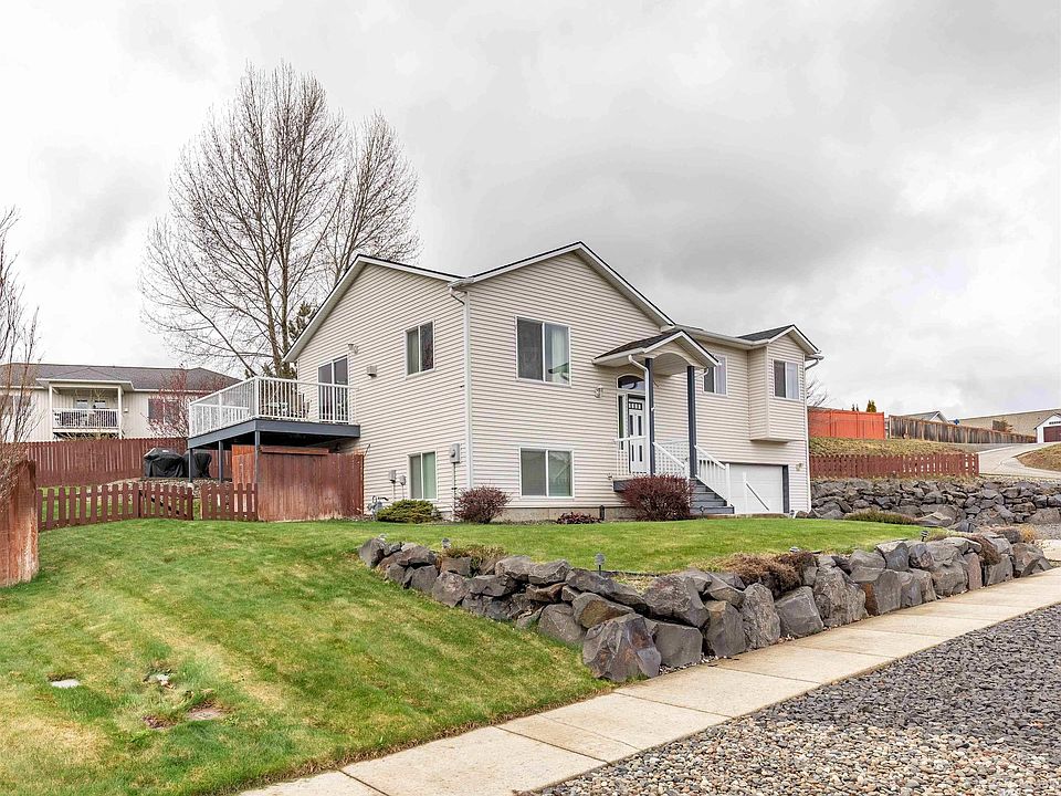 1st image of 315 Julie Dr