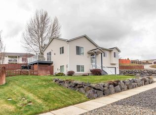 315 Julie Dr, Moscow, ID 83843