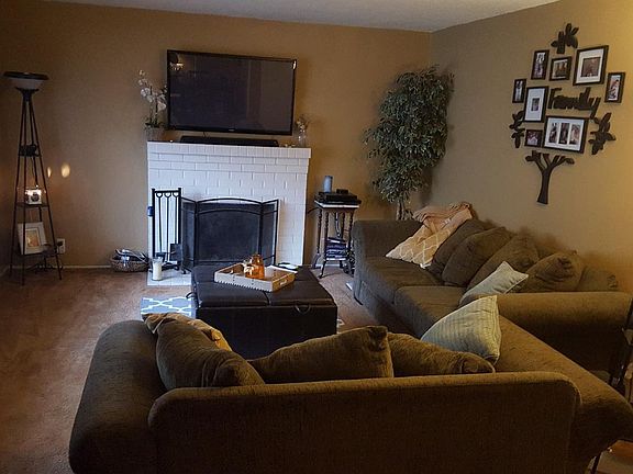 2nd image of 5627 Jeffrey Ct