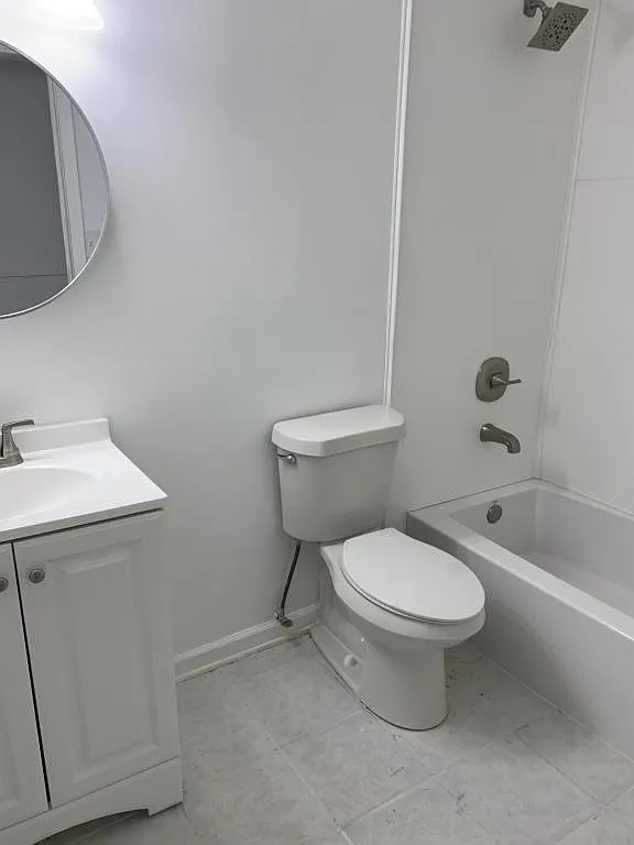 720 W Railroad St — Photo 2