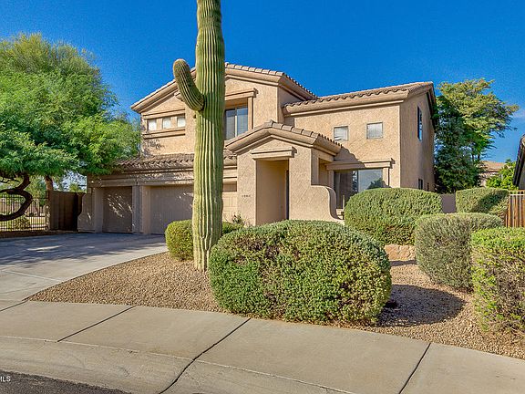 3rd image of 14464 W Monterey Way