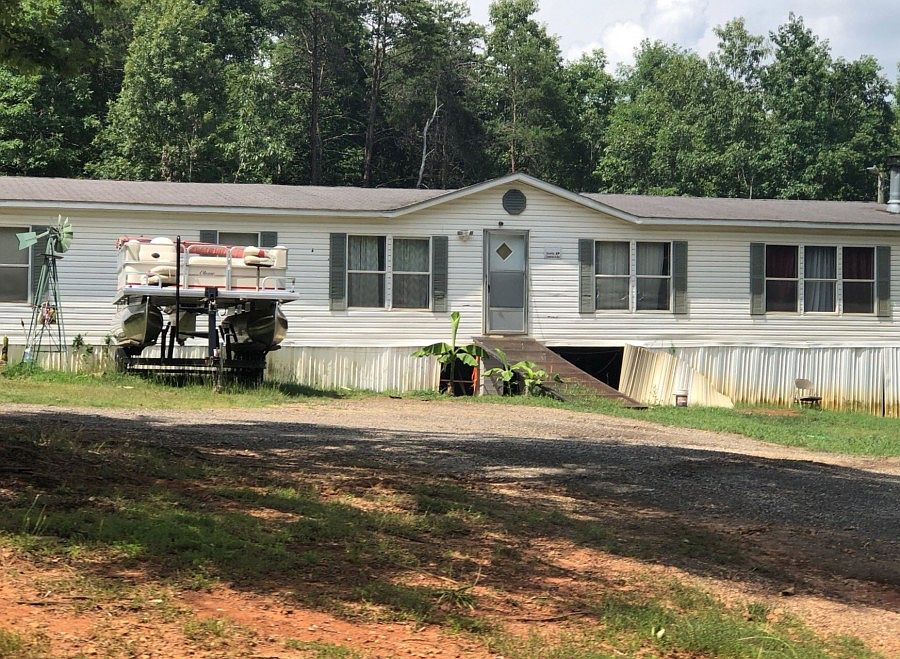 1st image of 249 Helen Dr