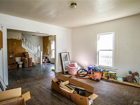 5th image of 407-411 Vine St