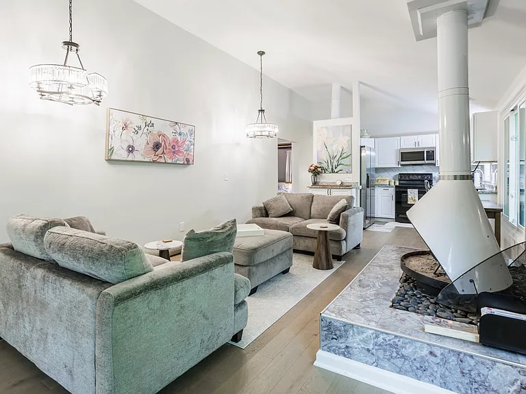 148 Chestnut Hill Dr — Photo 18