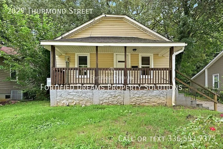 A Home With Character, Space & Details You'll Notice | 3 Beds & 1 Bath — Photo 1