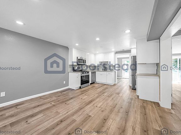 4th image of 55 Stoneybrook Ave #B