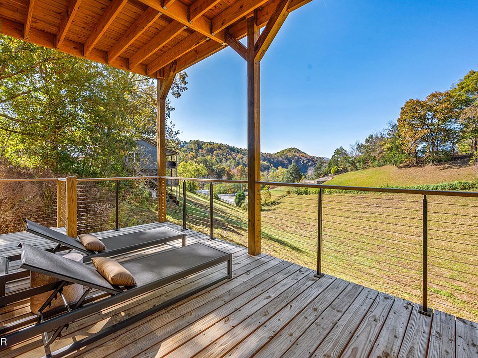 49th image of 3005 Nellie Dr