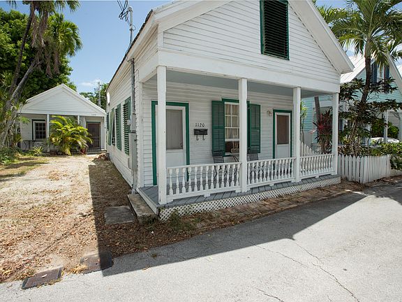 4th image of 1120 Elgin Ln #A