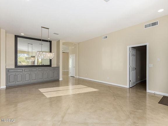 5th image of 2278 E Big View Dr