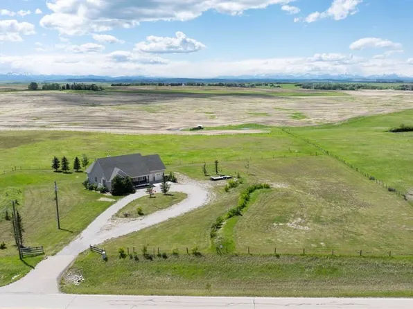 251211 E Range Road 32, Rocky View County, AB T3Z 1E4