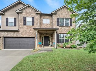 315 Lance View Ln, Lawrenceville, GA 30045