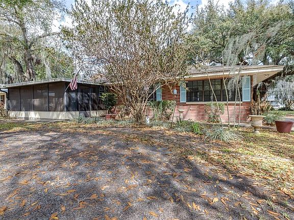 4th image of 319 Granada Rd