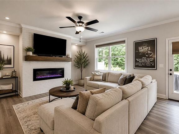 4th image of 4573 Cypress Park Dr