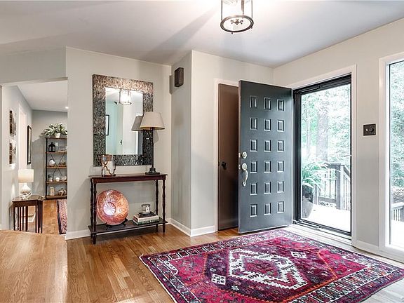 3rd image of 120 Avebury Dr