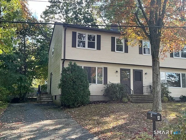 2 bed, 1.5 bath, 1150 sqft, $2,300 — Photo 2