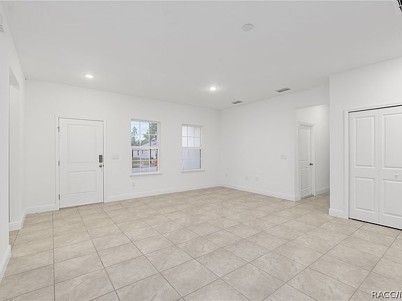 4th image of 3872 W Baton Ln