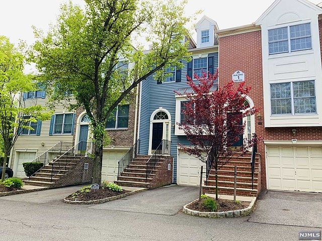 1st image of 603 Fairfax Dr