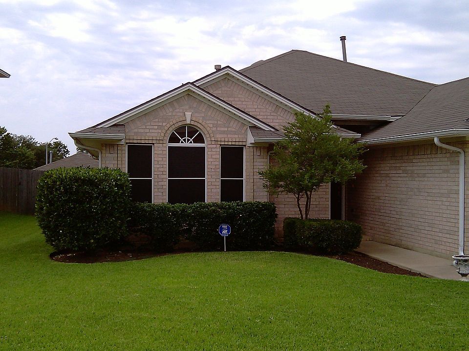 1st image of 4309 Stone Hollow Way