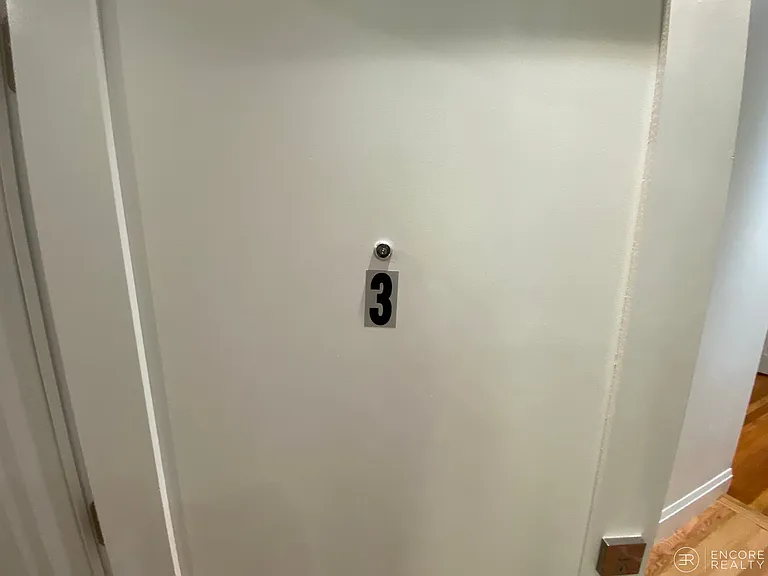 19 Regent Cir #3 — Photo 10