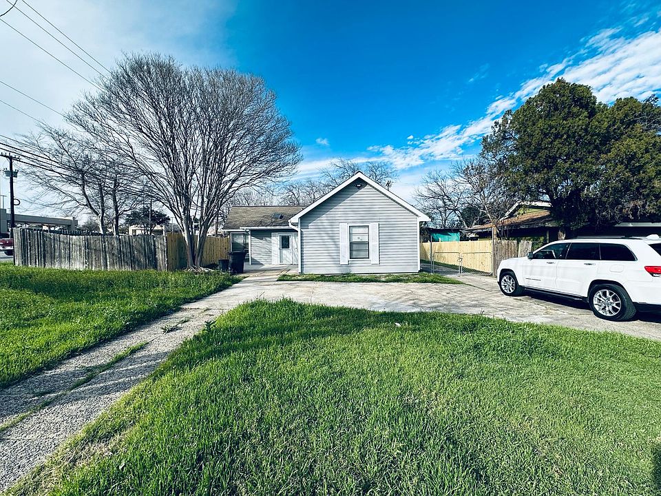 1st image of 247 Greenhaven Dr