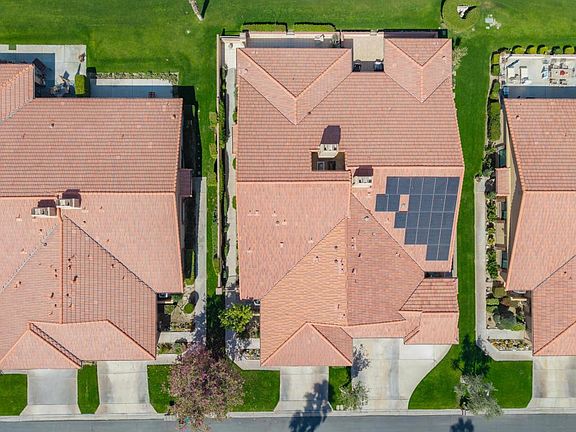 5th image of 39 Maximo Way