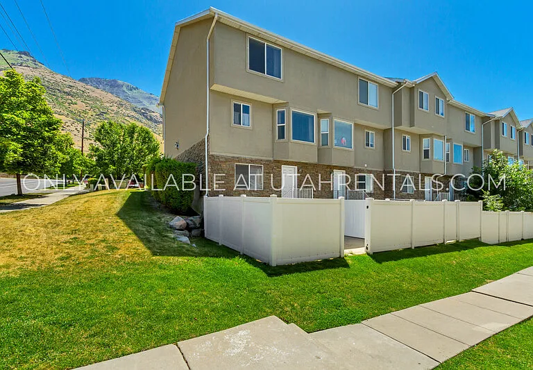 1328 S 1550 E — Photo 27