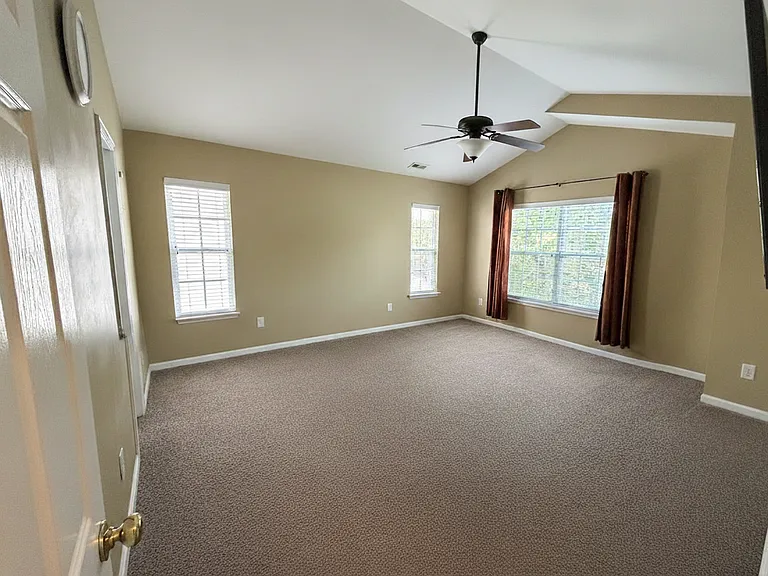 12018 Royal Castle Ct — Photo 9