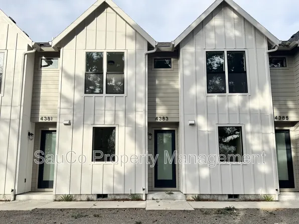 4383 SE Tolman St #1, Portland, OR 97206