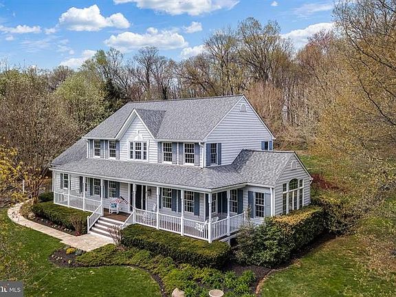 4th image of 6234 Belmont Cir