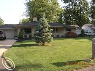 1st image of 33501 Hathaway St