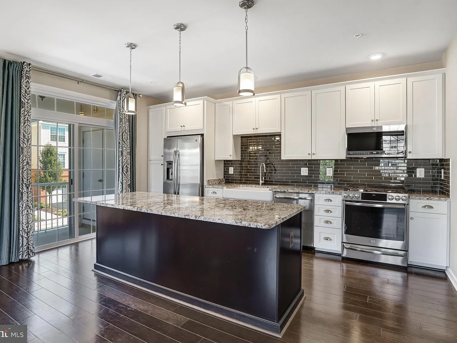 Ridges At Loudoun Valley Condo — Photo 3