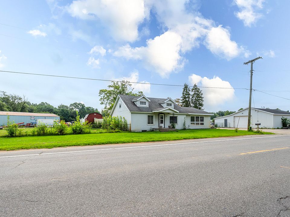 1st image of 4617 Paw Paw Lake Rd