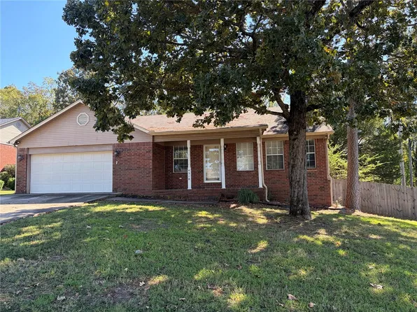 4318 Tanya Cir, Russellville, AR 72802