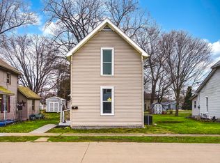 1015 Jackson St, Huntington, IN 46750