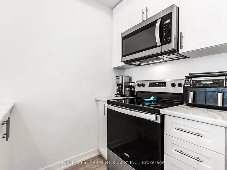 450 Dundas St E #708 — Photo 7