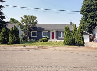 15 1st St #BASEMENT, Hamilton, ON L8B 0B4
