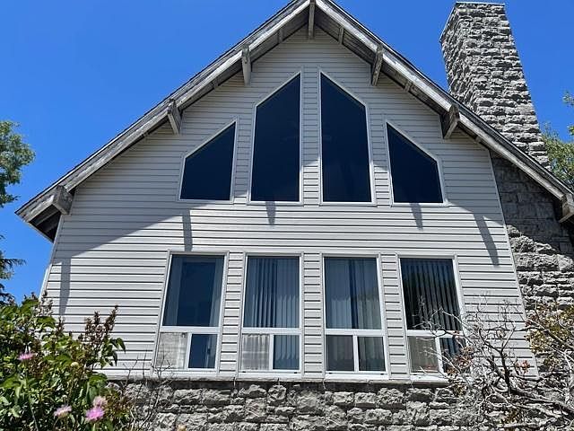1st image of 2151 Salton View Dr