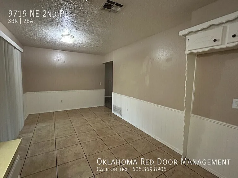 9719 NE 2nd Pl — Photo 5