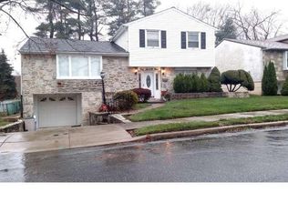 479 Pinewood Rd, Philadelphia, PA 19116