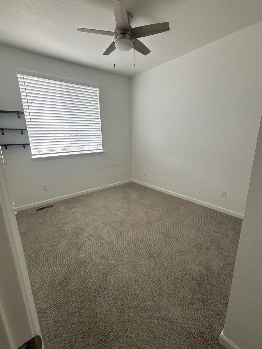 Building Photo - 404 Millwall Cir